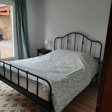 Maison Bleue Montagne (Gironde)